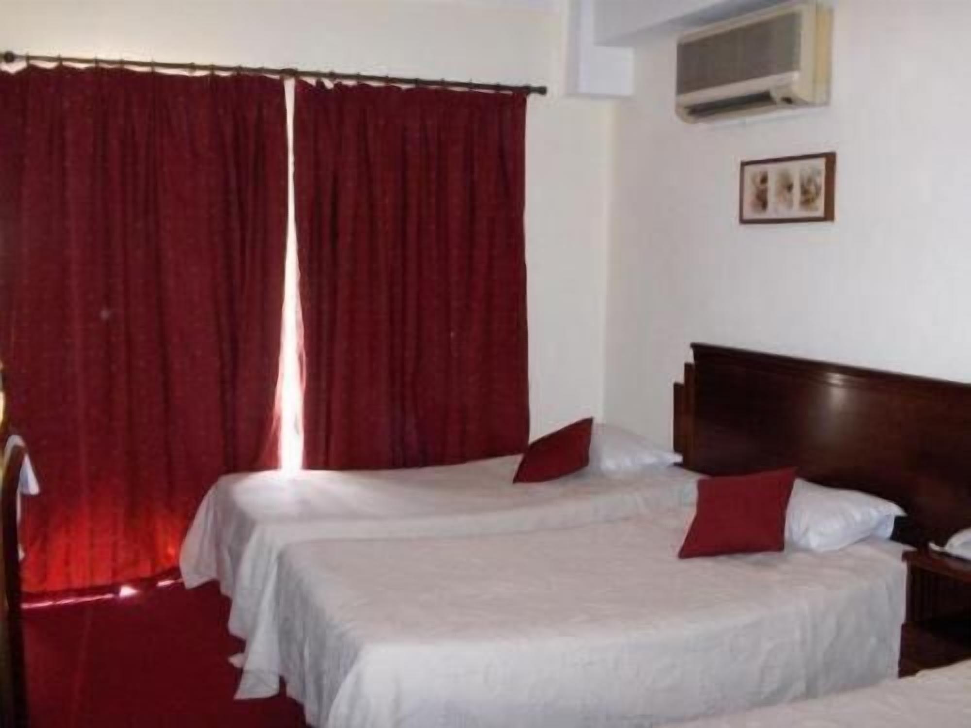 Hotel Residencial Mocambique Lissabon Exterior foto